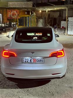 تسلا موديل 3